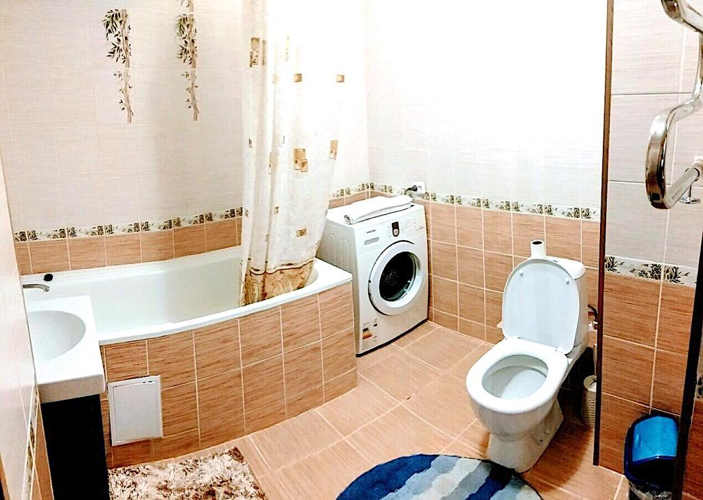 Apartment on Sauran Str Center Astana Extérieur photo