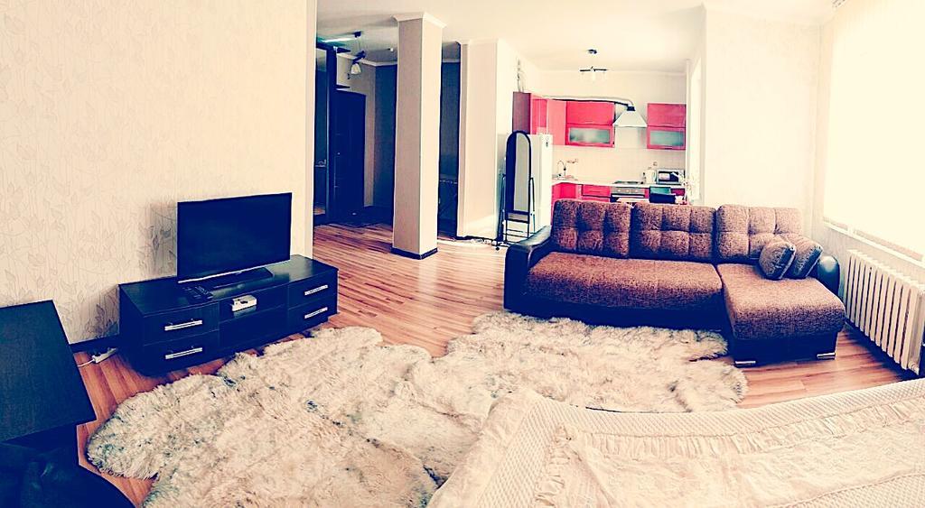 Apartment on Sauran Str Center Astana Extérieur photo